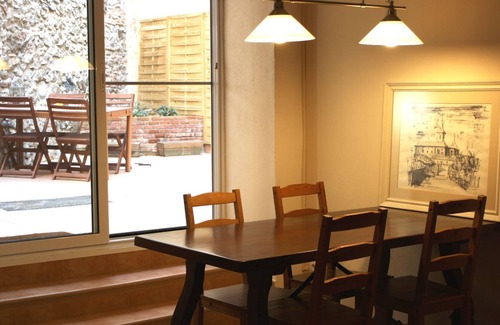 Riudecanyes Cottage | Cal Pedret: Comfortable rural apartment with patio. Between sea and mountains.