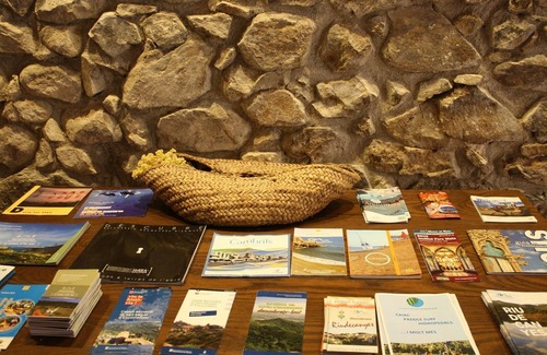Riudecanyes Cottage | Cal Pedret: Comfortable rural apartment with patio. Between sea and mountains.