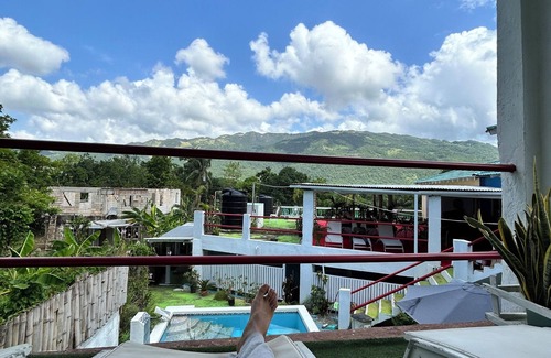 Ewarton Apartment | Caldo Tours