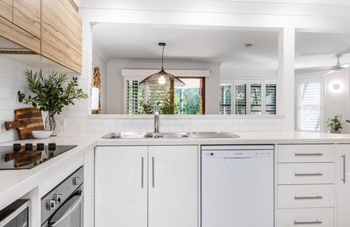 Byron Bay Villa | Calinda Sol 6 - Byron beachside perfection. best location!