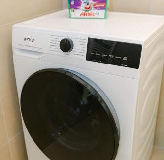 Mariahilf Apartment | Calm 1BR perfect for 4-6 metro close to Naschmarkt