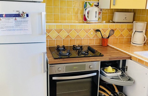 Belgodere Apartment | Calm and authenticity with a panoramic view in the heart of a Corsican village