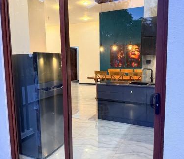 Ja-Ela House | Calm & Unic