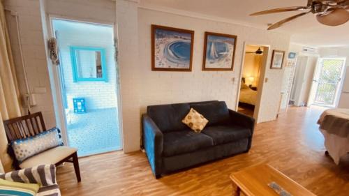 Golden Beach Apartment | Calm Waters Unit 11