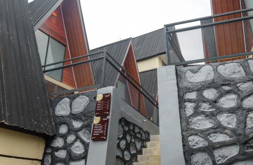 Cisarua Hotel | Calma Resort at Megamendung, Bogor
