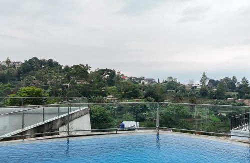 Cisarua Hotel | Calma Resort at Megamendung, Bogor