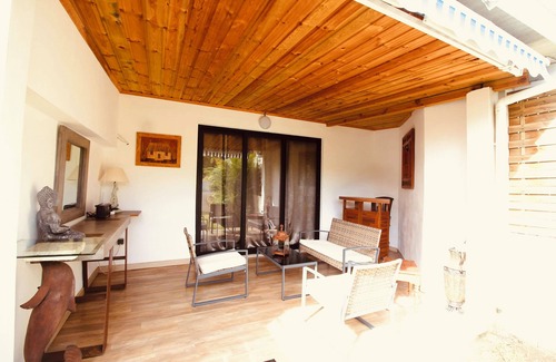 Sainte-Clotilde House | Calme, Wifi, Jardin Privatif, Climatisé, 5min Aéroport