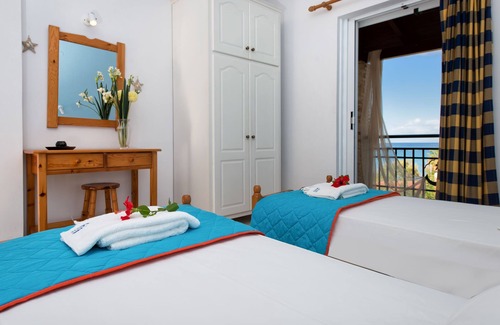 Amoudi House | Calypso Studios