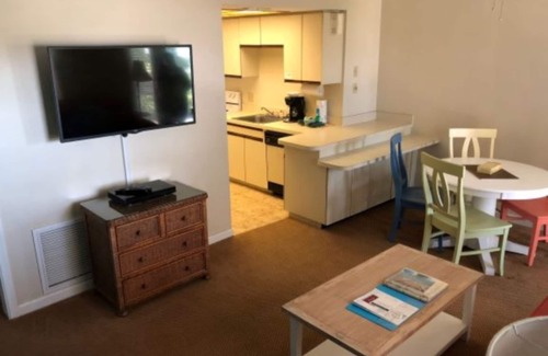 Pass-a-Grille Condo | Camelot by the Sea by Liberte'