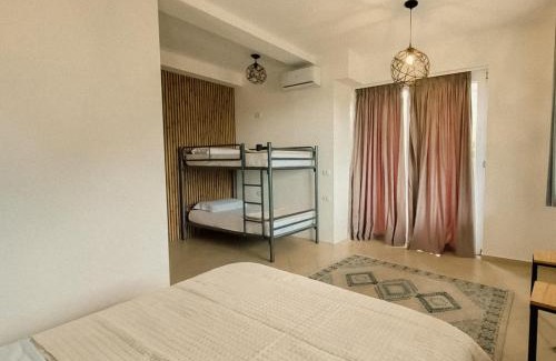 Albania House | Camera 4 letti in villa in campagna