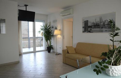 Fosso Ghiaia Apartment | Camera & Caffè Cenni