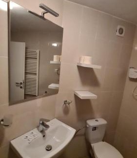 Capatineni-Ungureni House | camere de închiriat livada cu meri