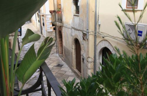 Fondi Bed & Breakfast | camere Vico Galba 1