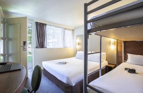 Saint-Germain-les-Corbeil Hotel | Campanile Evry Est - Saint-Germain les Corbeil