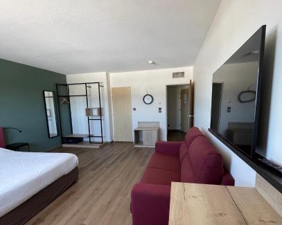 Tournezy Hotel | Campanile Montpellier Ouest - Croix D'Argent