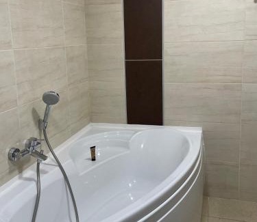 Tournezy Hotel | Campanile Montpellier Ouest - Croix D'Argent