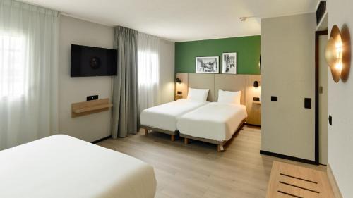 Argenteuil Hotel | Campanile Prime - Argenteuil