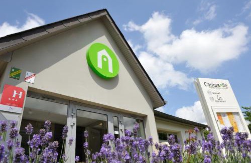 Buc Hotel | Campanile Versailles Buc