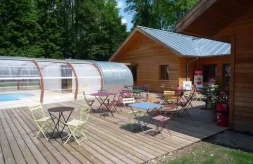 Bar-sur-Aube House | Camping 2 étoiles - Piscine - eecebc