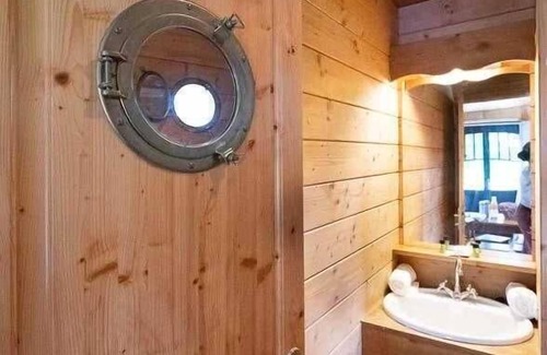 Bar-sur-Aube House | Camping 2 étoiles - Piscine - ccagiea