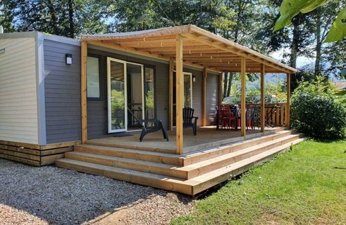 Seix House | Camping 3 étoiles - Piscine - ccaihgc