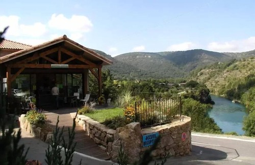 Saint-Rome-de-Tarn House | Camping de la Cascade * - Mobil-home Nest TP air-conditioned (D/D) 4 persons