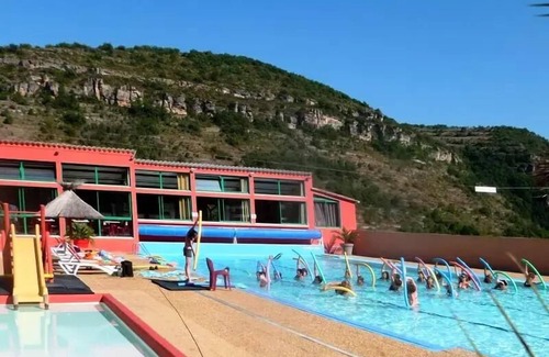 Saint-Rome-de-Tarn House | Camping de la Cascade * - Mobil-home Nest TP air-conditioned (D/D) 4 persons