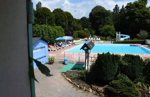 Saint-Honore-les-Bains Apartment | Camping des Bains * - Apartment n°1 - 1 bedroom 2 to 3 people - 2 pers. included in the tariff