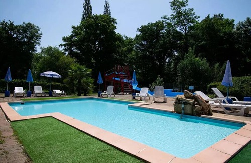 Saint-Honore-les-Bains Apartment | Camping des Bains * - Apartment n°1 - 1 bedroom 2 to 3 people - 2 pers. included in the tariff
