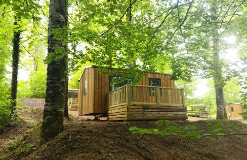 Saint-Gerons House | Camping Les Rives du lac Cantalès * - 3 bedroom mobile home Titania 6 people