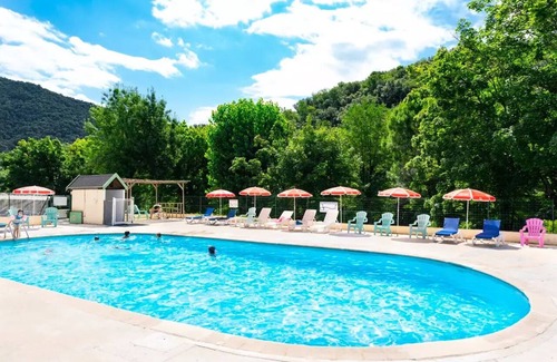 Pont d'Herault House | Camping the Gorges de l'Hérault* - Canvas bungalow 3 rooms 4/5 people Without toilet blocks