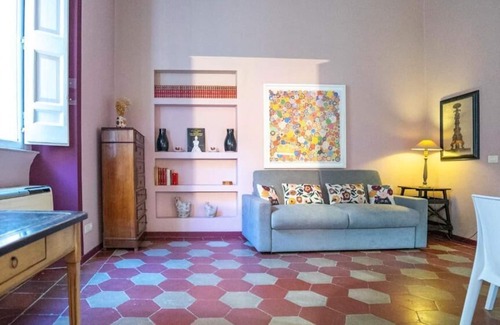 Rione VII Regola Apartment | CAMPO DE' FIORI PINKY HOUSE