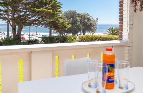 Camps Bay Apartment | Camps bay beach apartment with Jaccozi