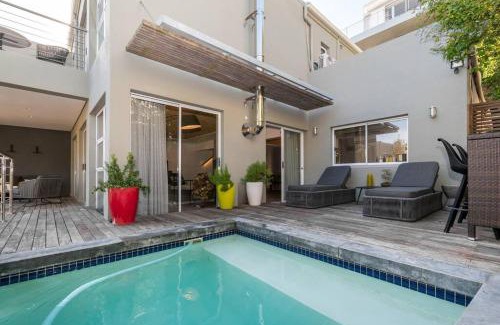 Camps Bay Villa | Camps Bay Beach House, 2min walk to beach