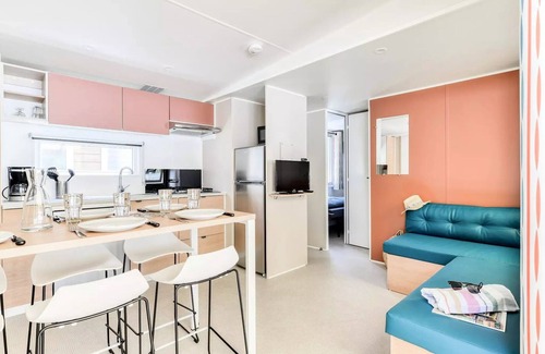 Les Mathes House | Campsite La Pinède* - Mobile home Premium 4 rooms 6 people air-conditioned - TV