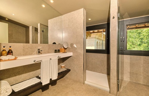 La Llotja-Born Hotel | Can Alomar Hotel