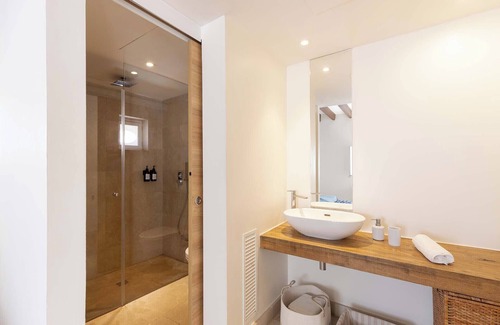 Cort Hotel | Can Savella - Turismo de Interior