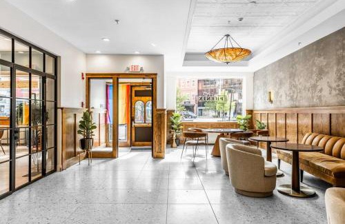 Bangor Apartment | Canal View, DTWN Bangor, Steps to great Restaurants, Room # 210