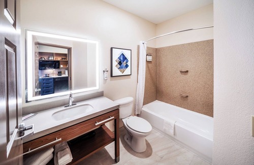 Georgetown Hotel | Candlewood Suites Georgetown by IHG