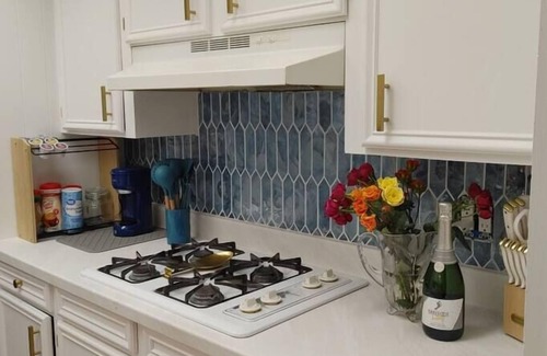 Natchitoches House | Cane River View 3BR Mid Century Modern Townhome