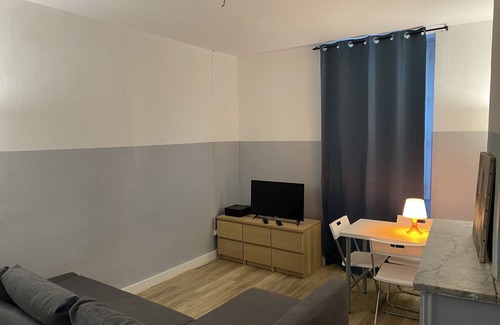 1st Arrondissement Apartment | Canebière T3-Apartment-Apartment-Wet room-Street View