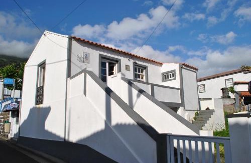 Urzelina House | Cantinho do mar