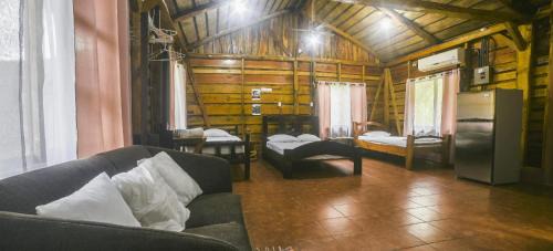 Quebrada La Gamba House | Canto del Tucán Lodge and Farm