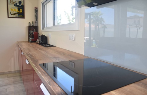 Cap d'Agde Villa | Cap d'Agde private villa near sea beach with swimming pool and large plot