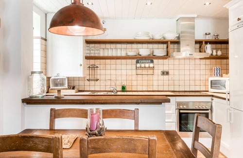 Vielha e Mijaran Apartment | Cap Dera Vila by Totiaran