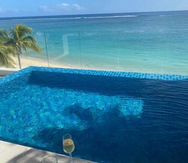 Wolmar Apartment | Cap Ouest Beachfront Luxury Penthouse & Apartment