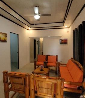 Lingayen House | Capandanan Cottages