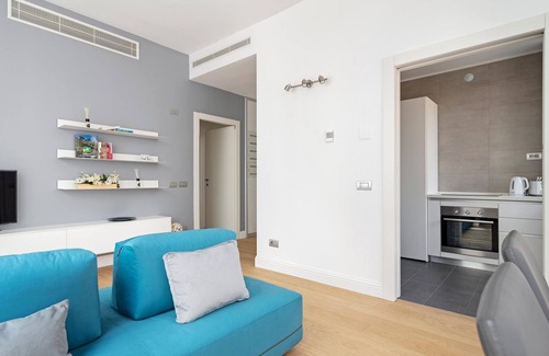 Porta Garibaldi Apartment | Capelli 2