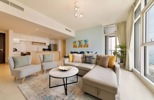 Abu Dhabi Apartment | Capital Living On Reem: The Bridges