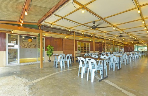 Kuala Lipis Hotel | Capital O 90665 Countryview Recreation Park & Resort